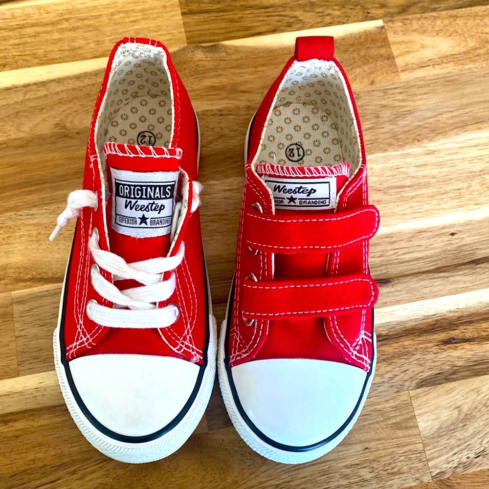 Weestep Mismatch Red Sneakers